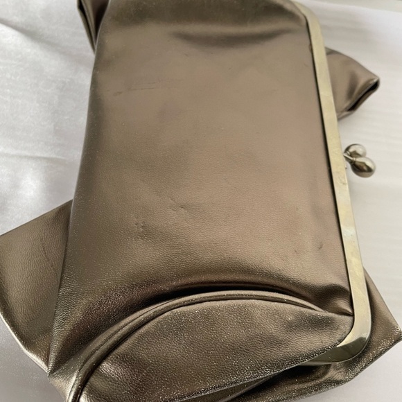 Special Event Clutch. - Picture 7 of 11